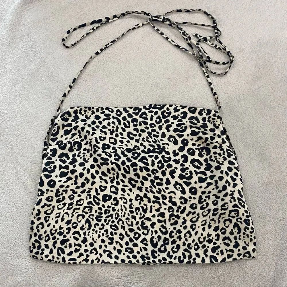 Forever 21 Satin Cheetah Print Top Size Small